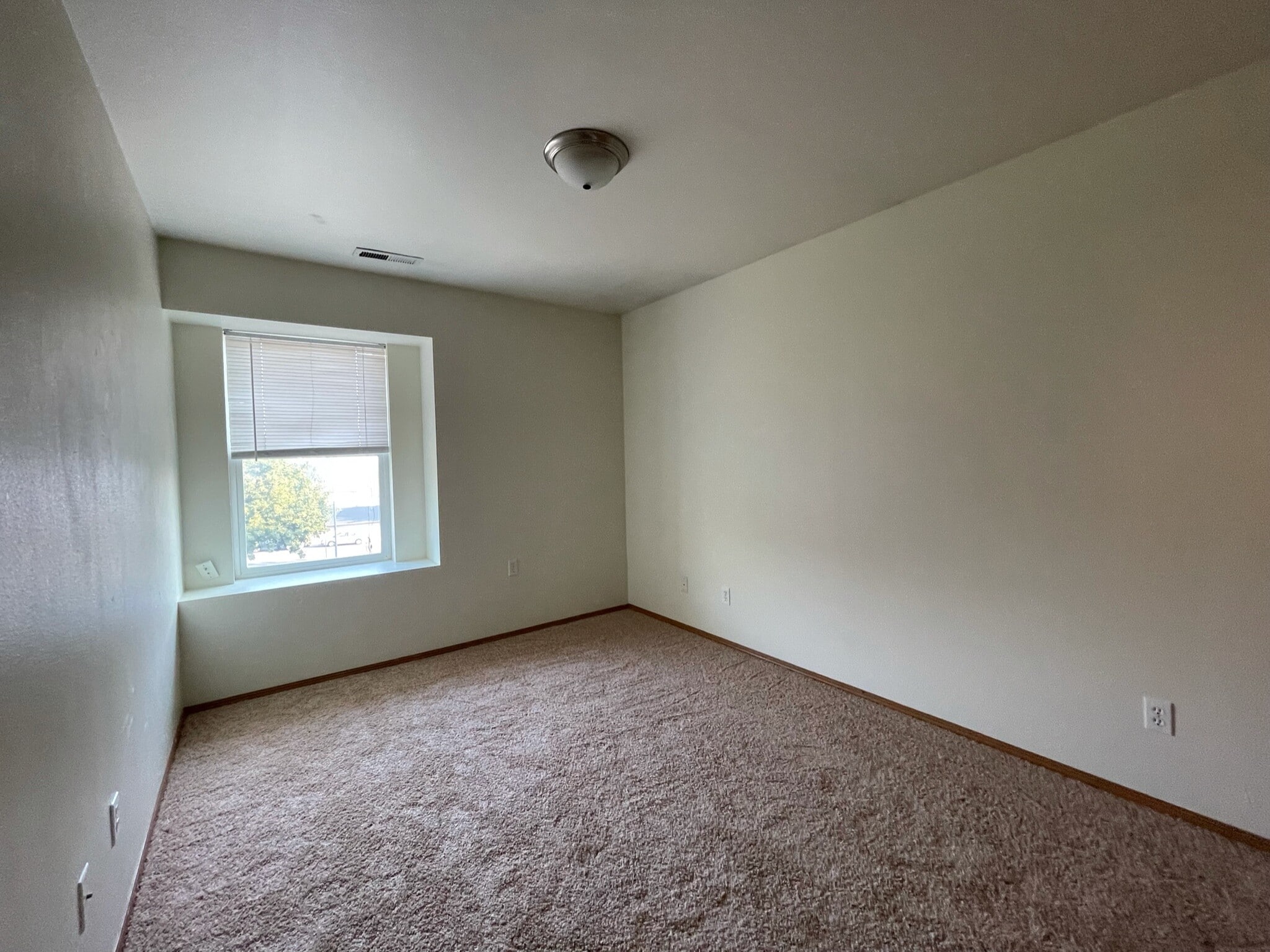 Third Bedroom - 3600 Fairbanks Ave