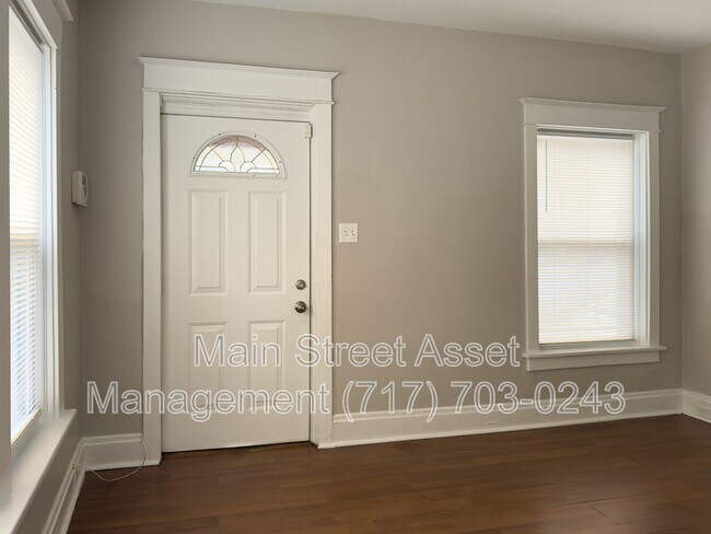 Building Photo - 1620 Randolph St