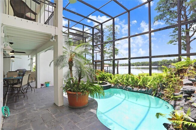 Building Photo - 3145 Lake Ellen Dr