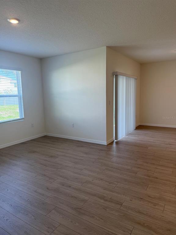 Building Photo - 299 Conway Ave