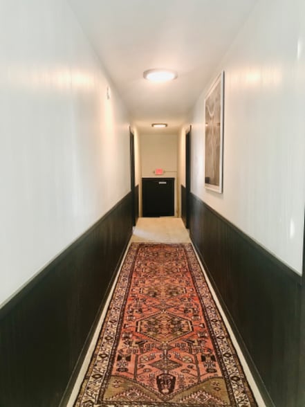 Building Photo - 825 Bonfoy Ave