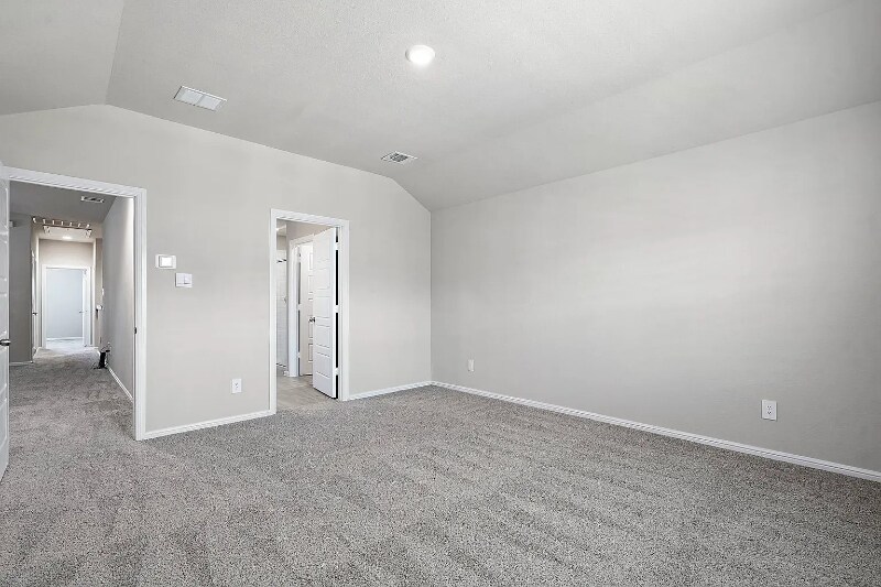 Building Photo - 3417 Lake District Ln