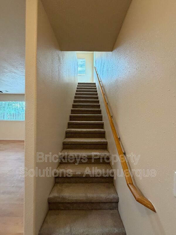 Building Photo - 1612 3rd St SW