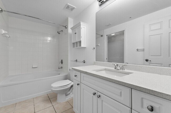 Building Photo - 3019 Alcazar Pl
