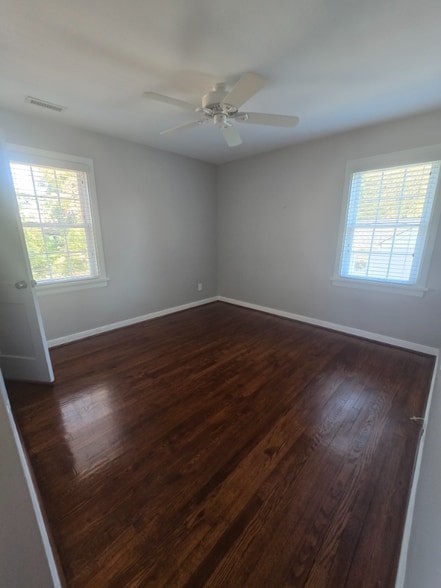 Building Photo - 8410 Holly Hill Rd