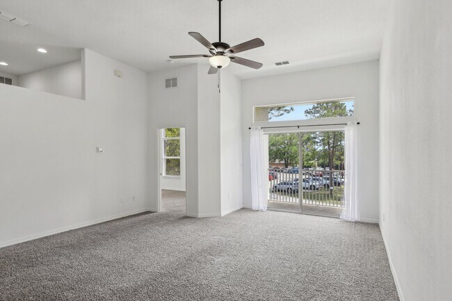 Building Photo - 142 Devon Cir