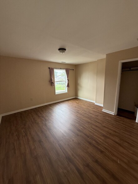 Bedroom 1 - 1805 Southeastern Ave