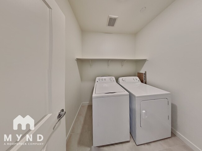 Building Photo - 2832 Mossy Creek St