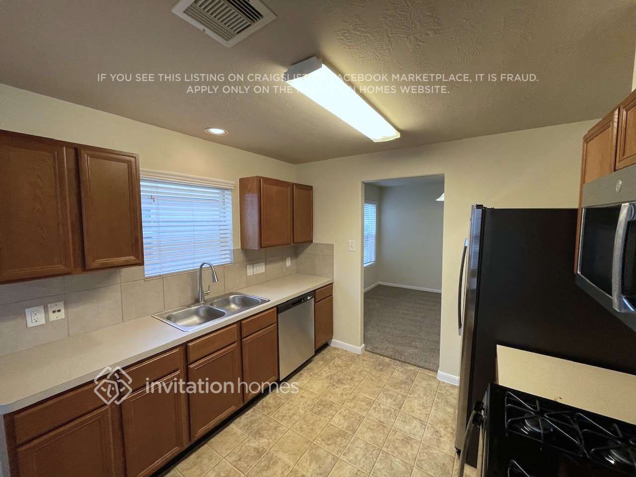 Building Photo - 5943 Brenwood Trails Ln