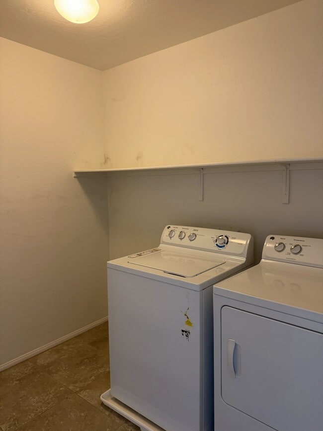 Building Photo - 10743 Centerville Bay Ct