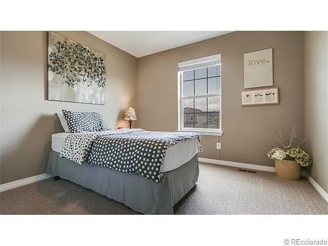 Building Photo - 15437 Coopers Hawk Ct