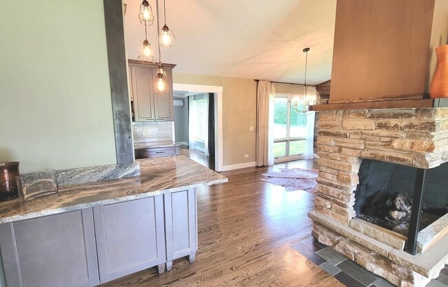 Building Photo - 83 Wildwood Dr