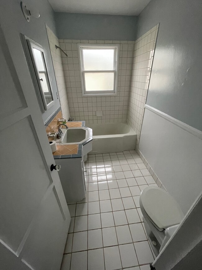 Bathroom (new paint) - 1008 6th St