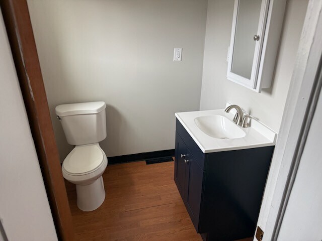 Building Photo - 807 Crawford Ave