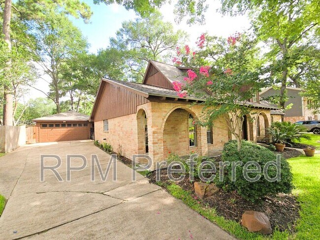 Building Photo - 12702 Ravensway Dr