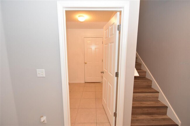 Building Photo - 6 Kathleen Trail