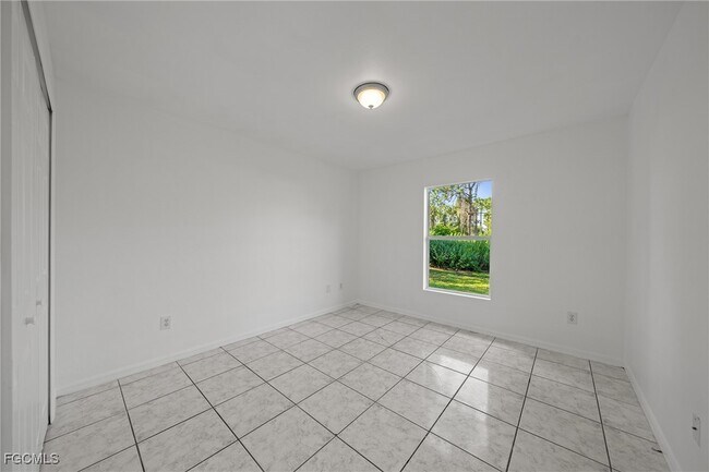 Building Photo - 4735 30th St SW