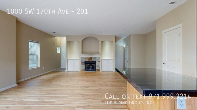 Building Photo - 1000 SW 170th Ave