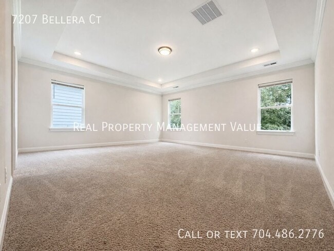 Building Photo - 7207 Bellera Ct