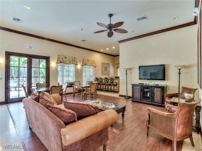 Building Photo - 8510 Violeta St