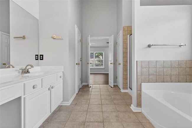 Building Photo - 2855 Stonehenge Ct