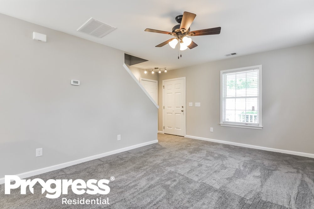 Building Photo - 5816 Ricker Rd