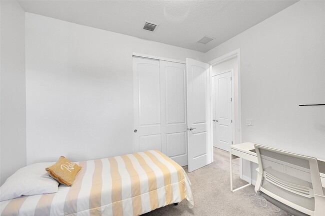 Building Photo - 8247 Cinch Way