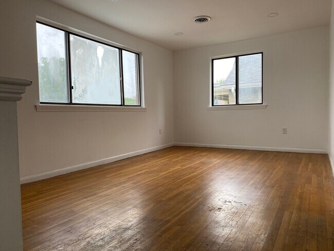 Building Photo - 60-62-62 Nonantum St