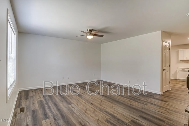 Building Photo - 1104 E Geer St