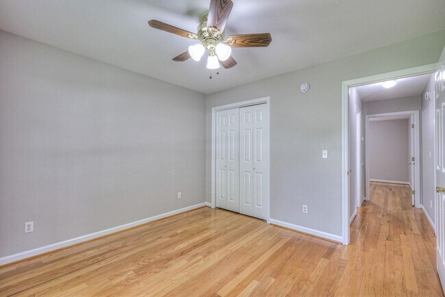 Building Photo - 405 Sandi Ct