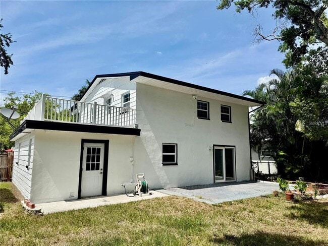Building Photo - 8424 Stillbrook Ave