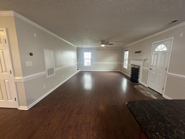 Building Photo - 3571 S Peak Dr