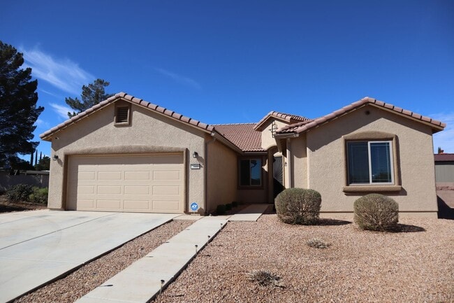 Building Photo - A Home You Have To See To Believe!!!