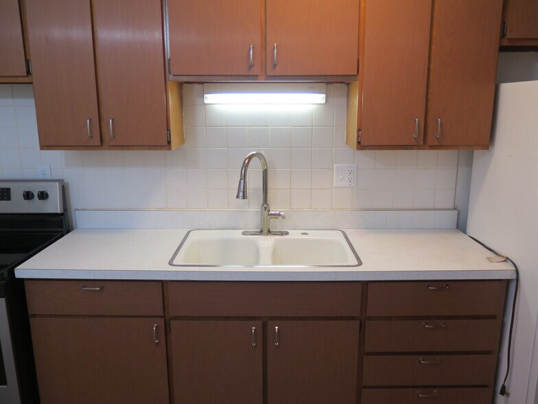 Building Photo - 2319 Cherry Hills Dr