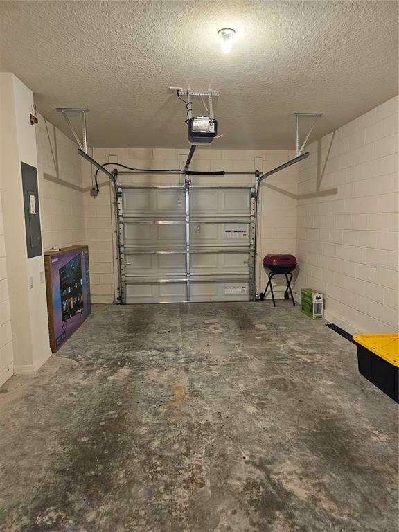 Building Photo - 2015 King Ranch St