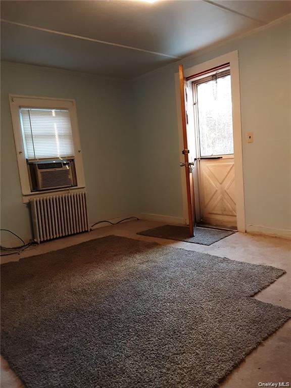 Building Photo - 2 Oxford Depot Rd