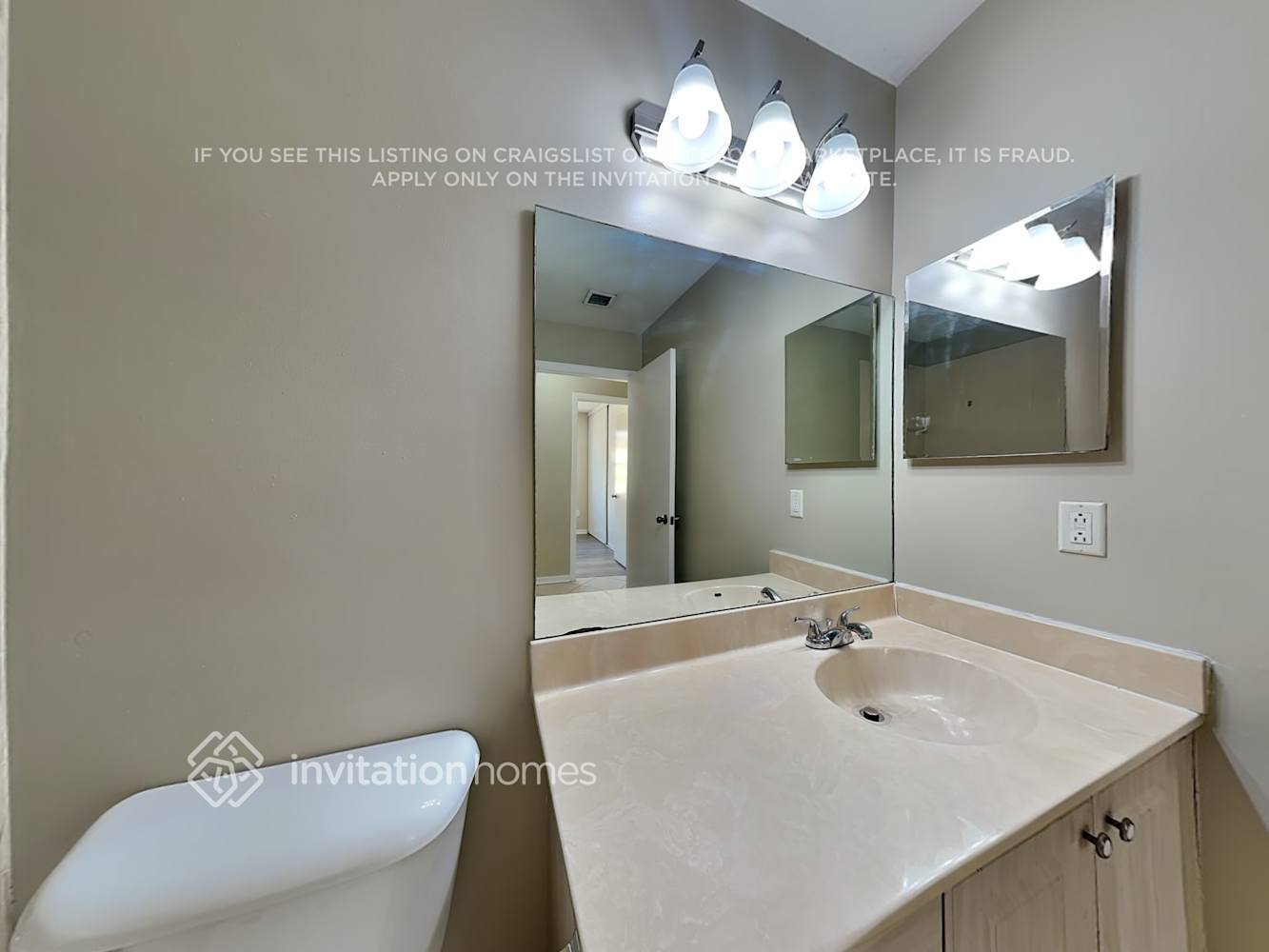 Building Photo - 15745 NW 16th Ct