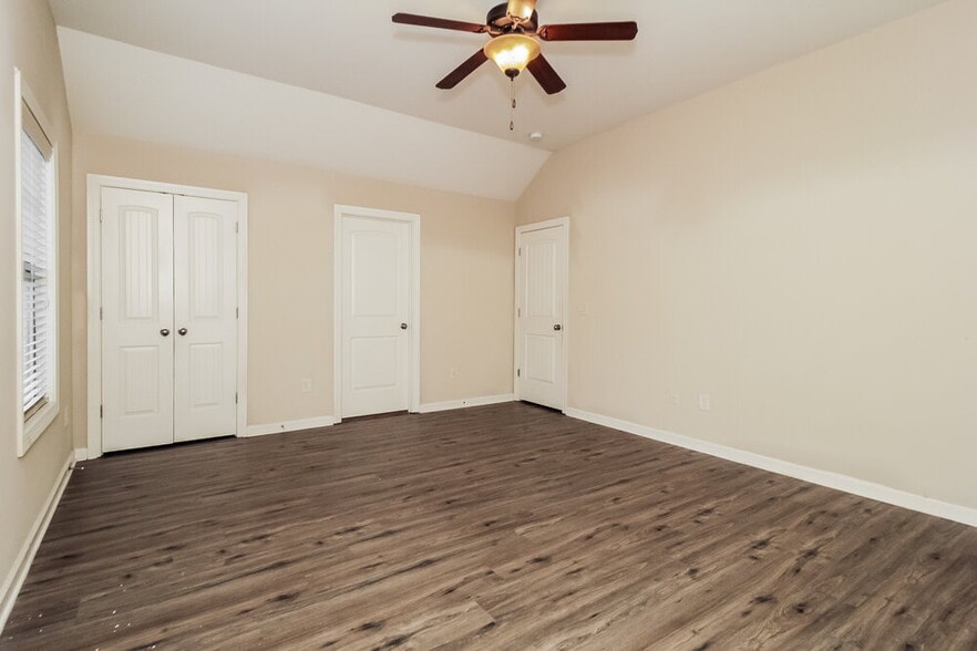 Building Photo - 505 Broughton Dr