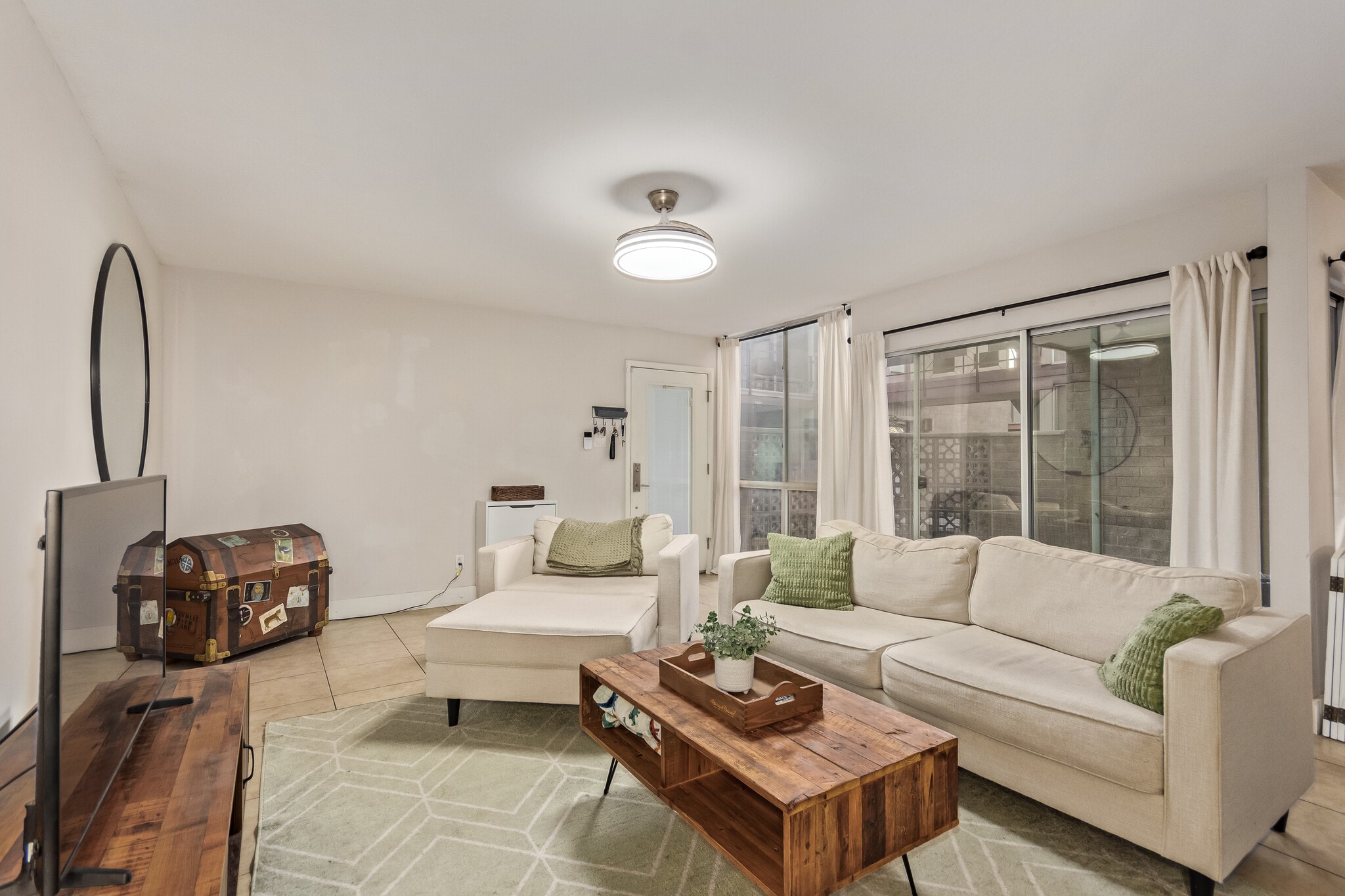 Building Photo - 1225 E Medlock Dr