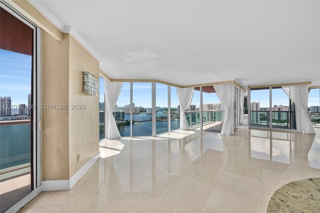 Building Photo - 3370 Hidden Bay Dr