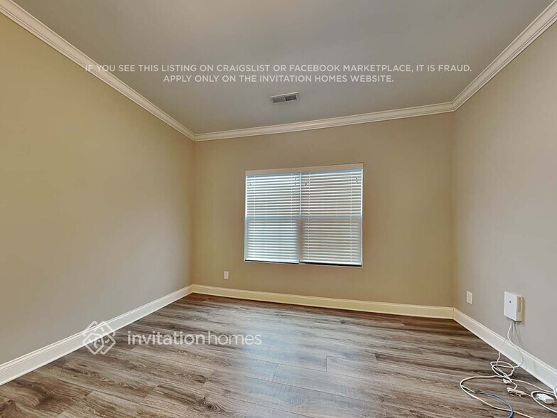 Building Photo - 5419 Roberta Crossing Dr