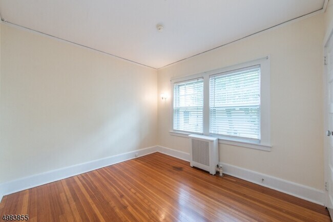 Building Photo - 61 Watchung Ave