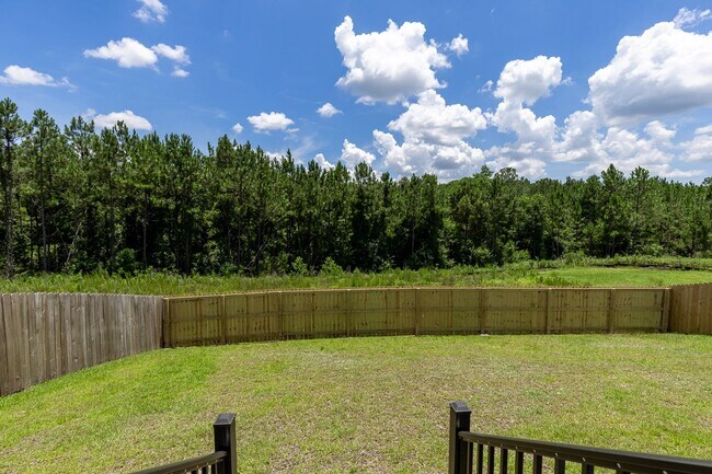 Building Photo - 4-bedroom, 2-bath home in the sought-after...