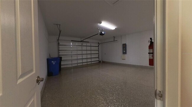 Building Photo - 419 Ibiza Lp