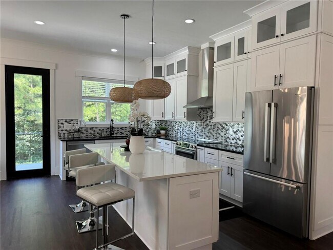 Building Photo - 157 Brush Creek Ct