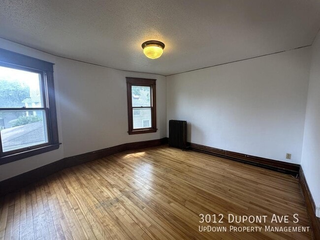 Building Photo - 3012 Dupont Ave S