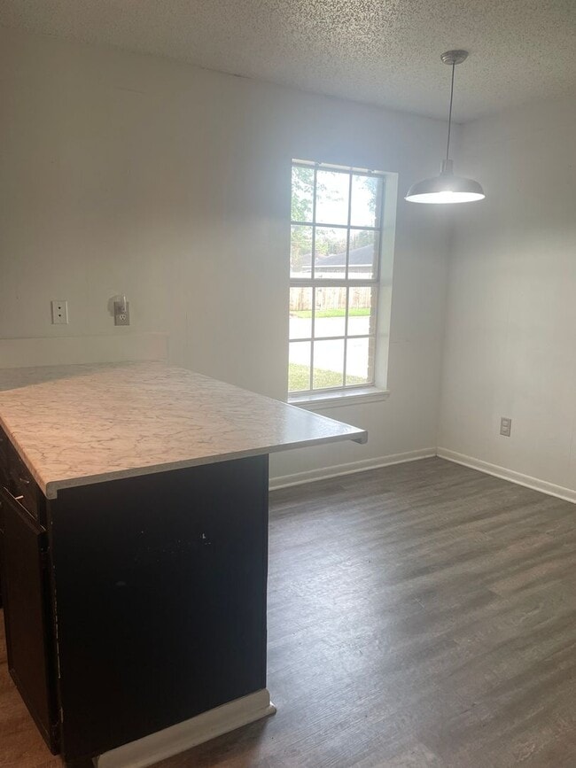 Building Photo - Updated 3BR / 2BA Home for Rent — $1,500/month