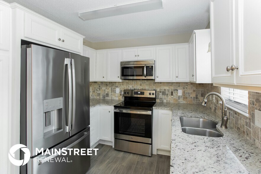 Building Photo - 544 Tarlton Pl NW