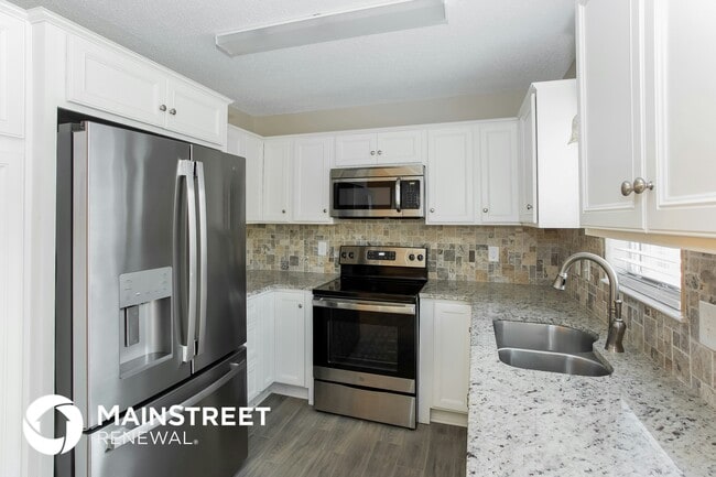 Building Photo - 544 Tarlton Pl NW