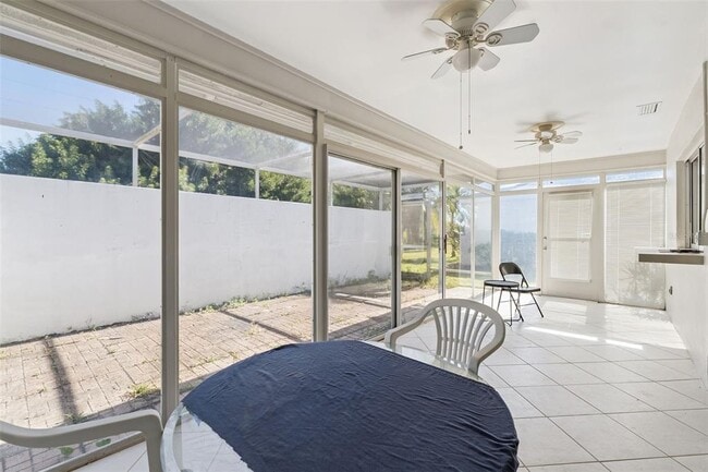 Building Photo - 4456 Great Lakes Dr N